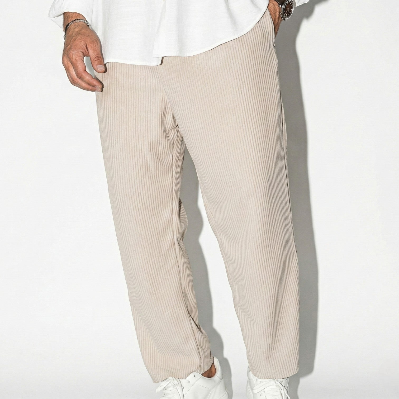 Arthur - Men's Relaxed Fit Pleated Trousers with Elastic Waist - Trouser - Beige - Jones & Smith