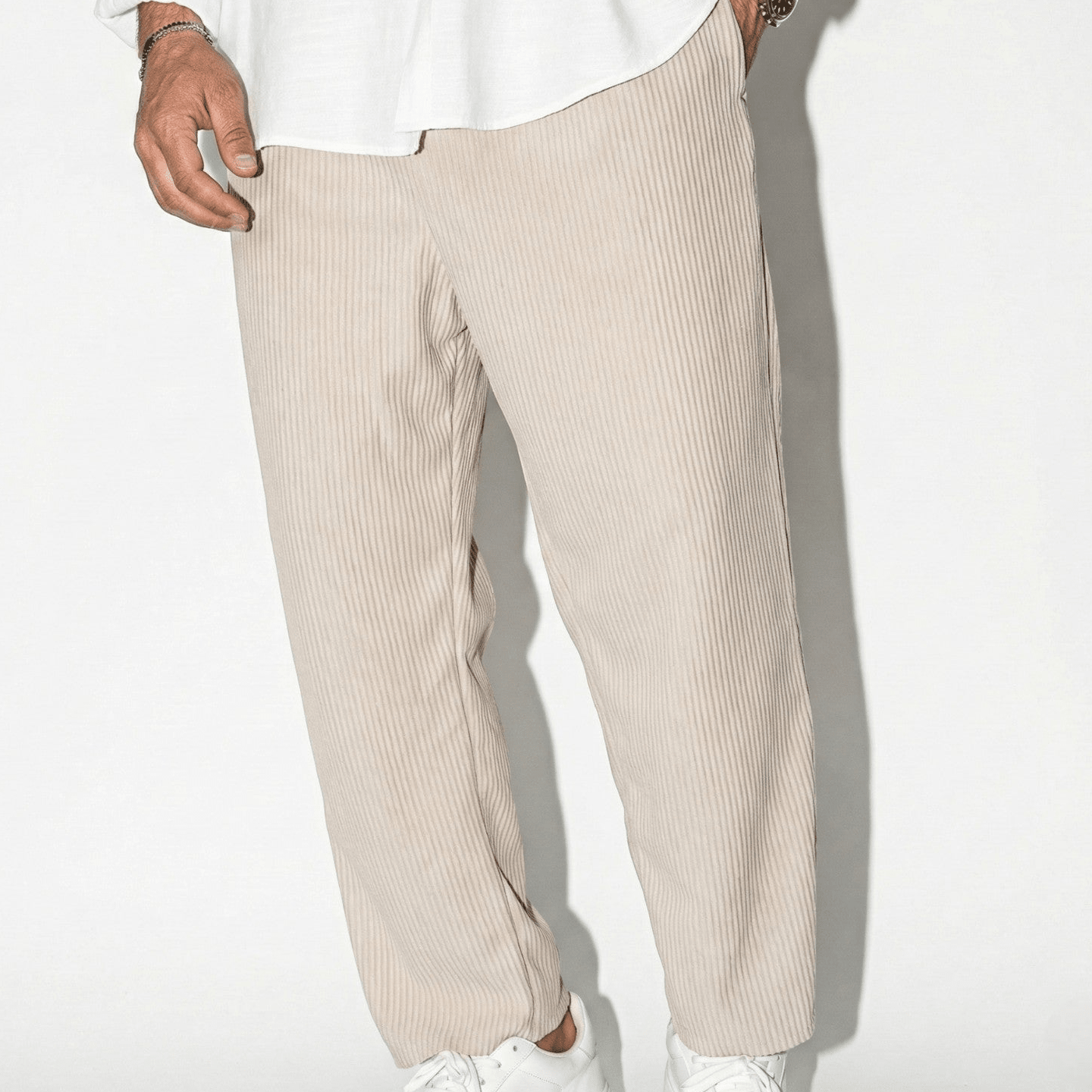 Arthur - Men's Relaxed Fit Pleated Trousers with Elastic Waist - Trouser - Beige - Jones & Smith