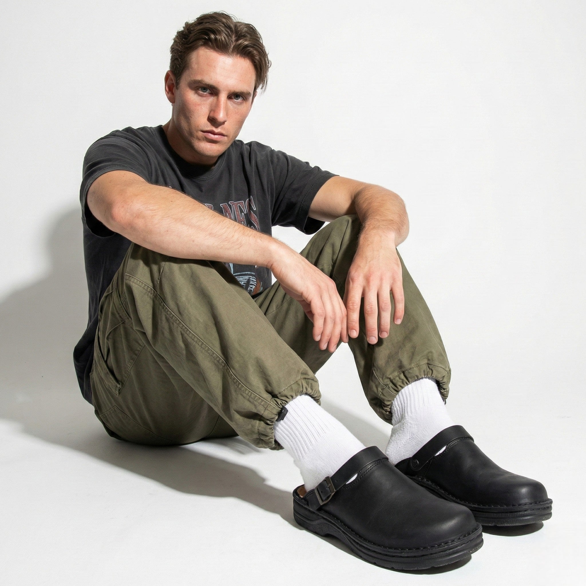 Benjamin – Elegant Orthopaedic Leather Clogs – Slip - Resistant, Padded Sole - Shoes - Coffee - Jones & Smith