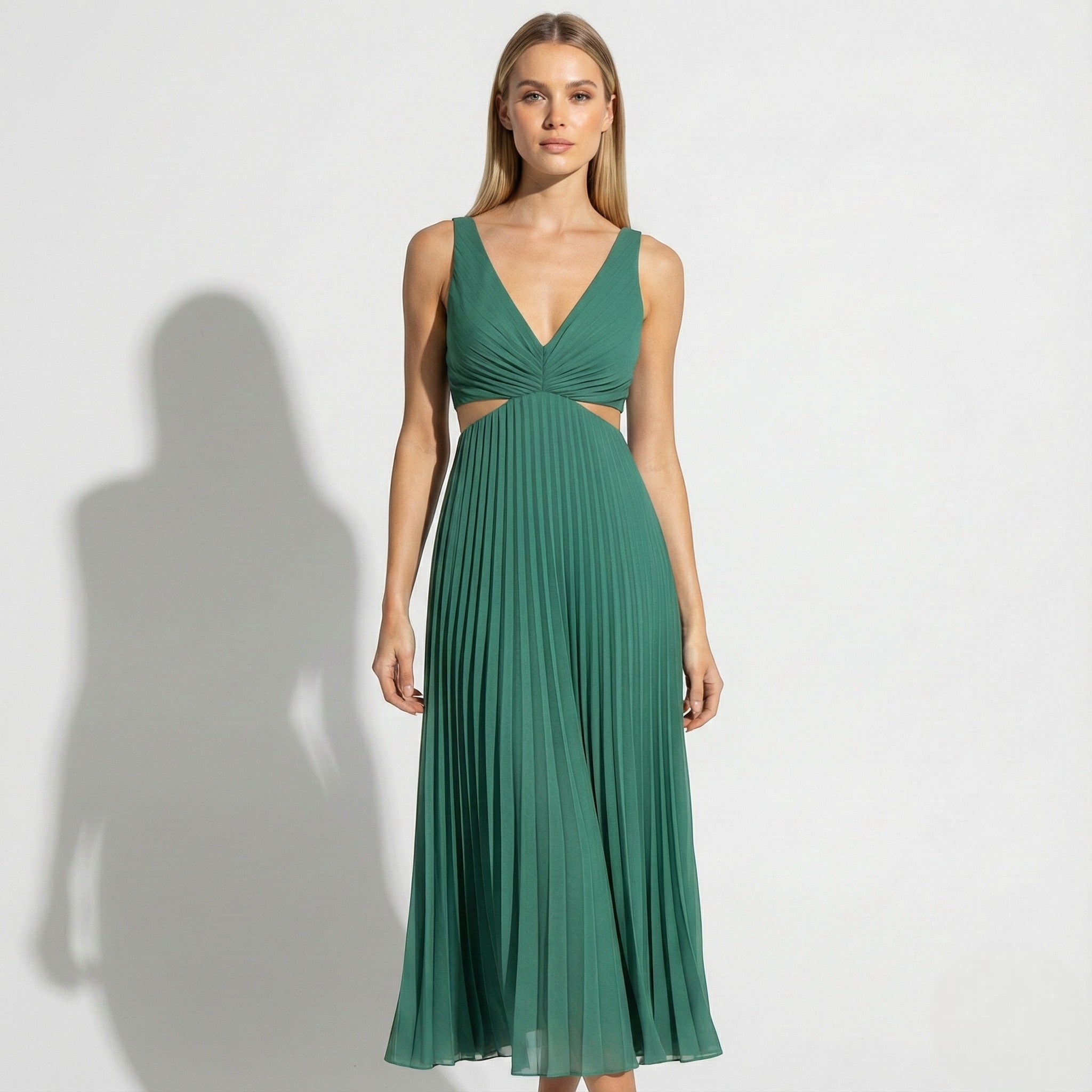 Caroline - Women's Pleated V - Neck Skirt Dress - Dress - Green - Jones & Smith