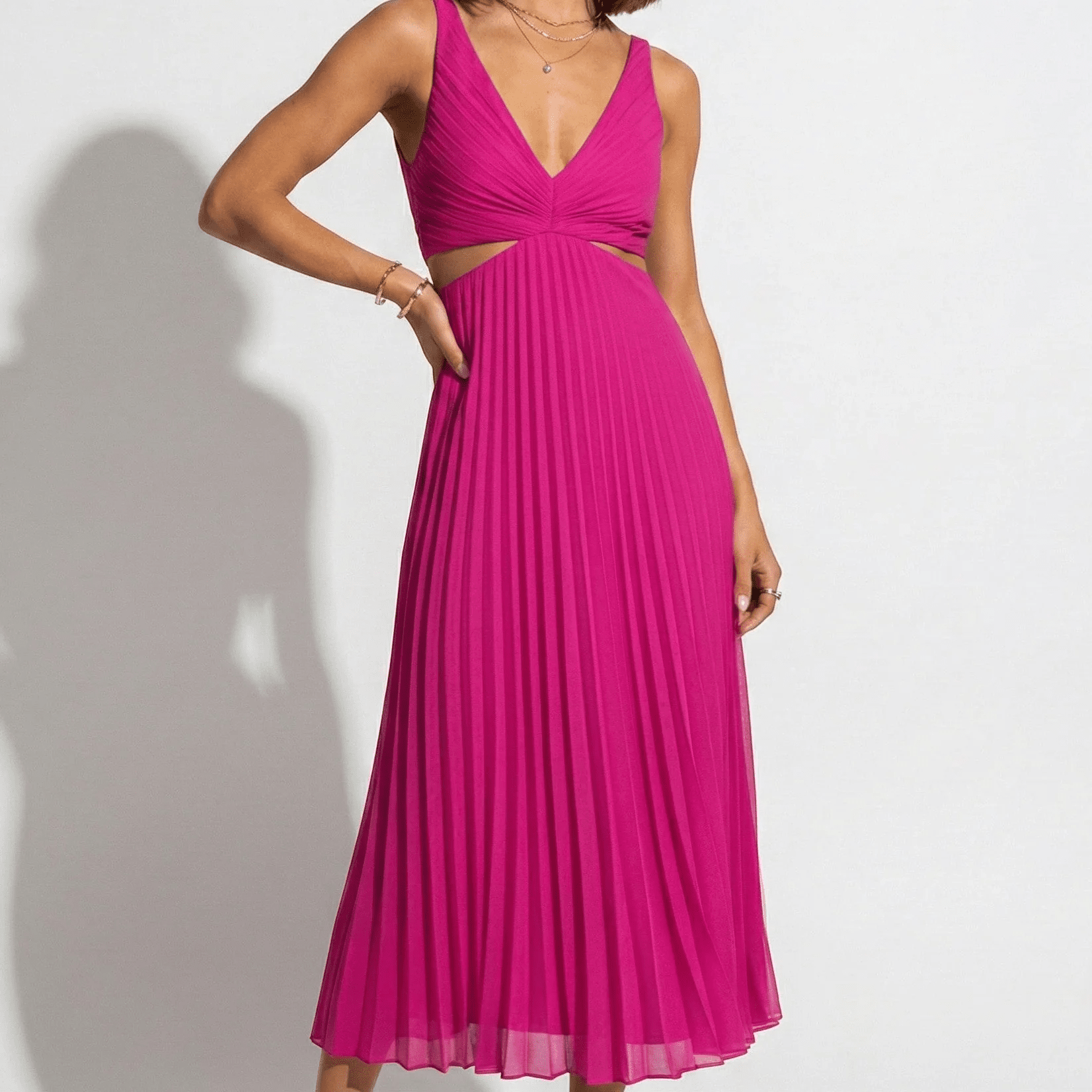 Caroline - Women's Pleated V - Neck Skirt Dress - Dress - Pink - Jones & Smith