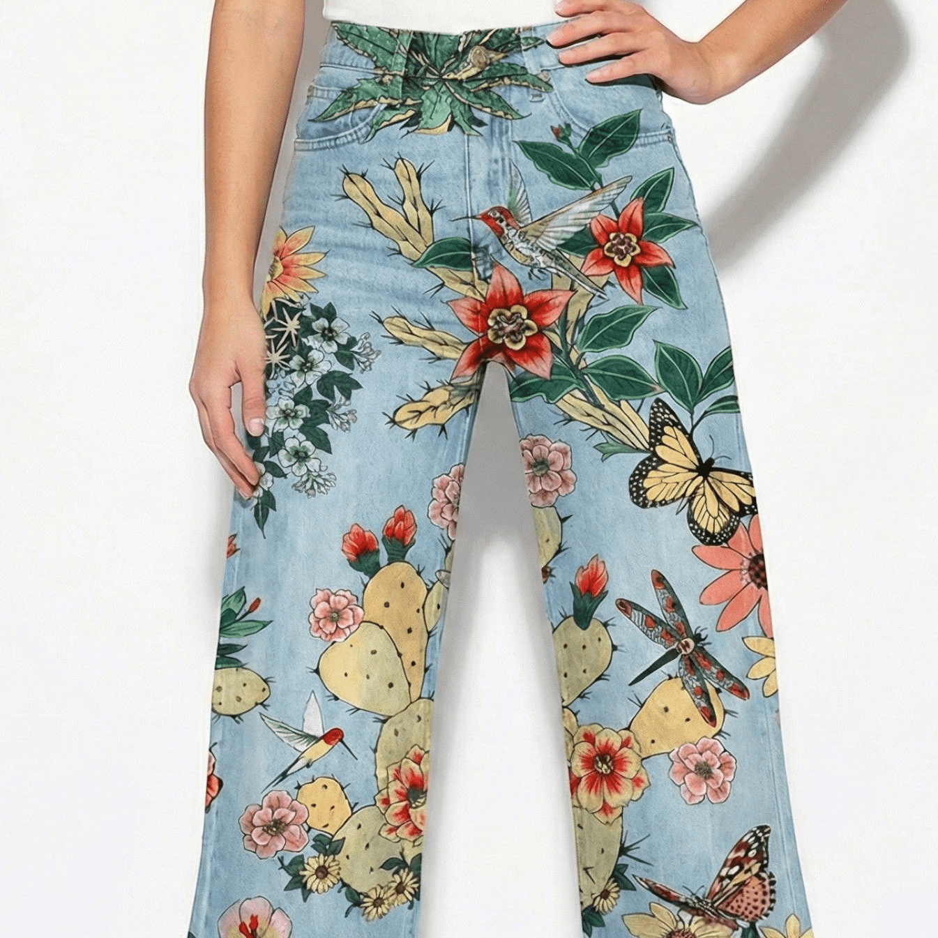 Daisy - Women's Baggy Jeans with Floral Pattern - Pants - Blue Forest - Jones & Smith