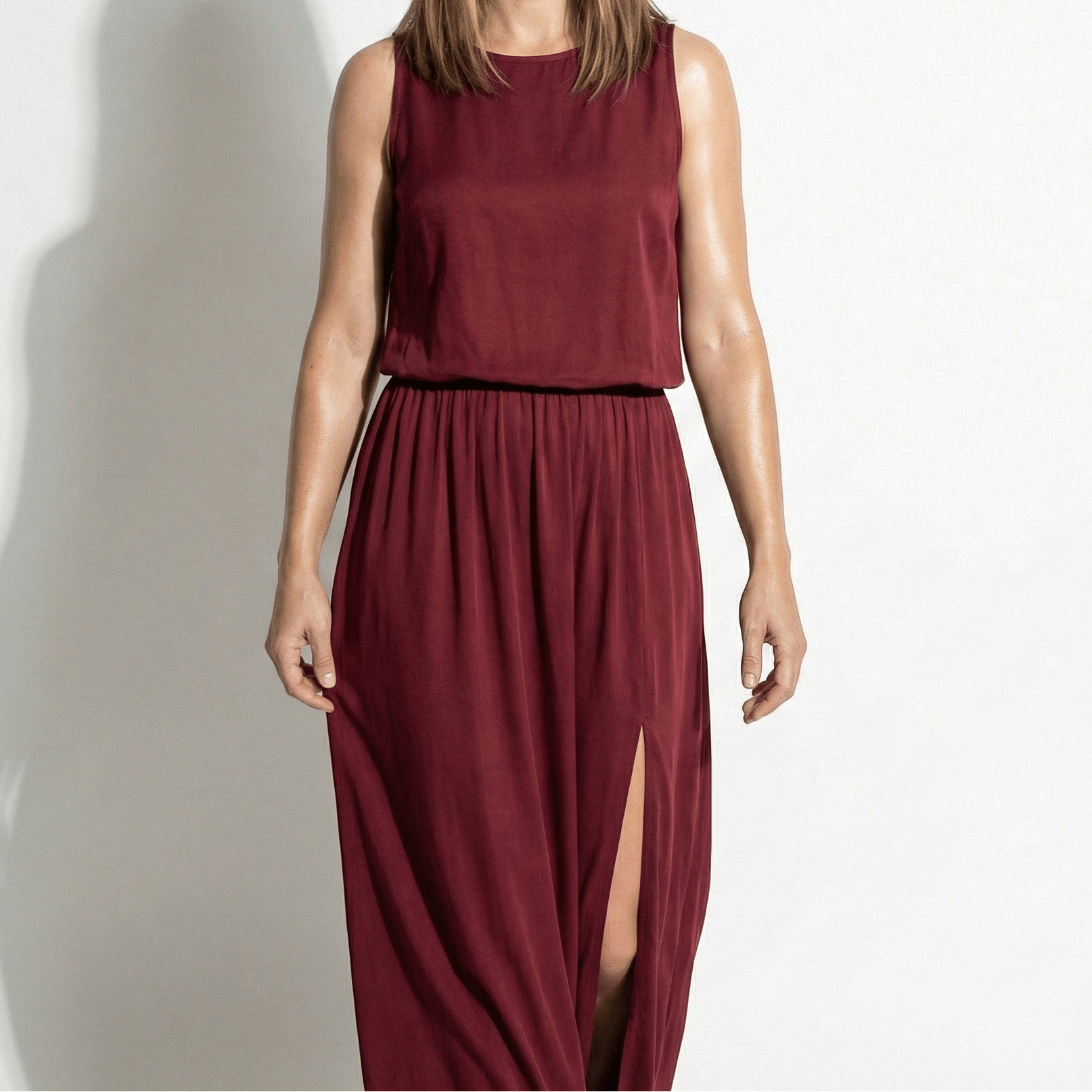 Eleanor - Women’s Sleeveless Maxi Dress with Flattered Waistline - Women Dress - Red - Jones & Smith