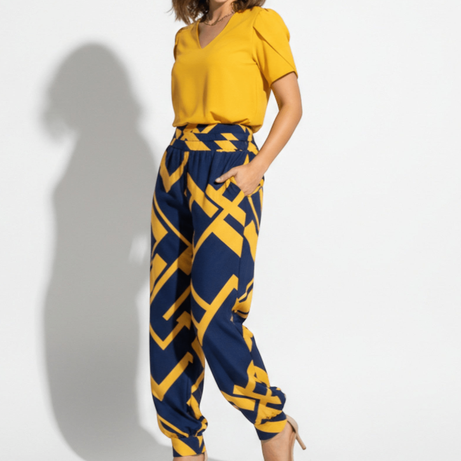 Harriet - Women's Fashionable Blouse and Trousers Set - Sets - Yellow - Jones & Smith