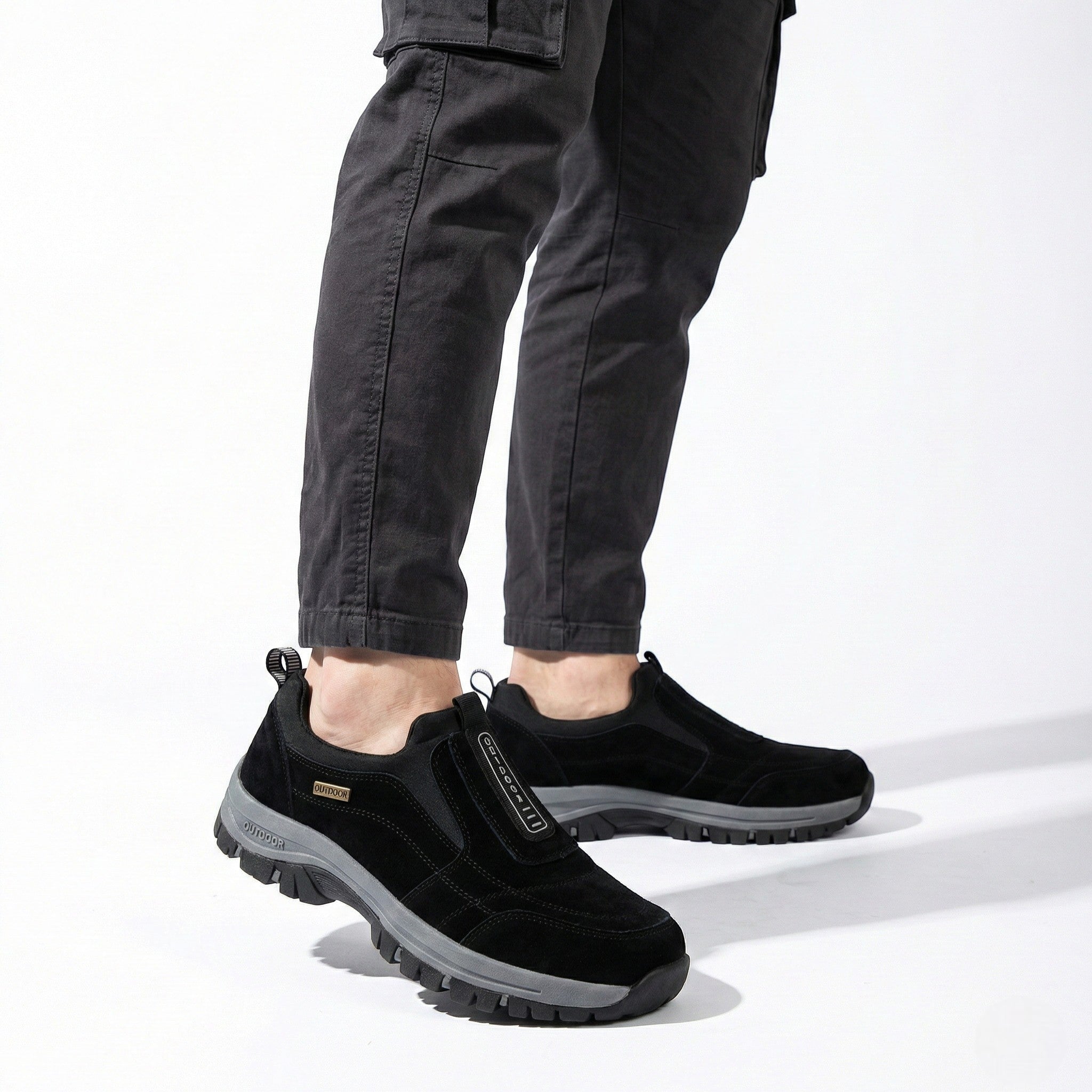 Oliver - Men's Comfortable Sneakers with Slip - Resistant Sole - Shoes - Black - Jones & Smith