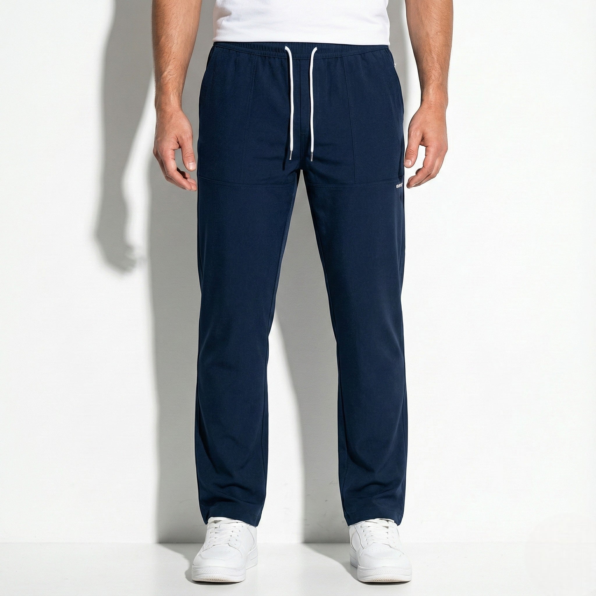 Robert - Men's Relaxed Fit Trousers with Pockets - Pants - Dark Blue - Jones & Smith
