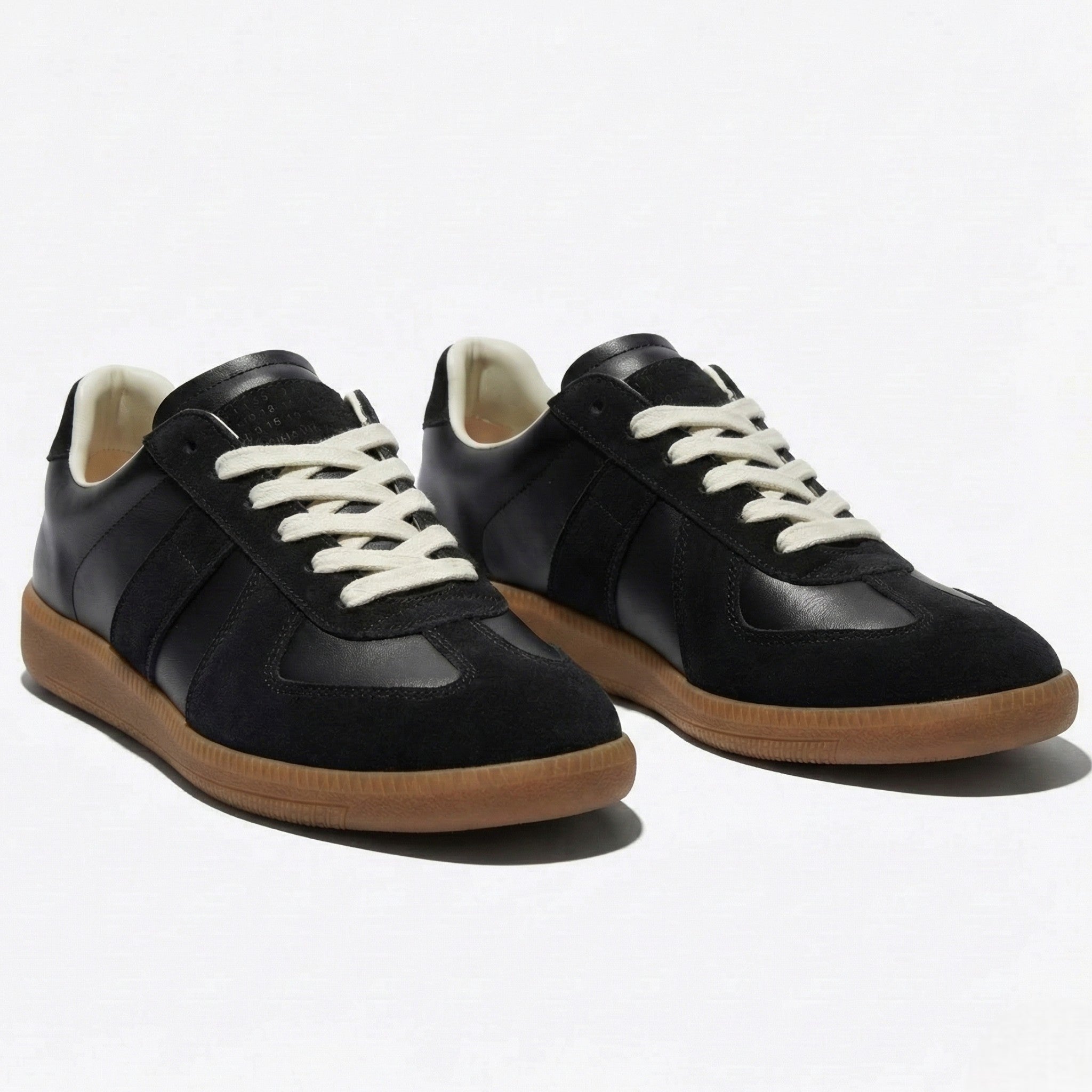 Simon – Retro Casual Shoes with Thick Soles - Sneakers - Black - Jones & Smith