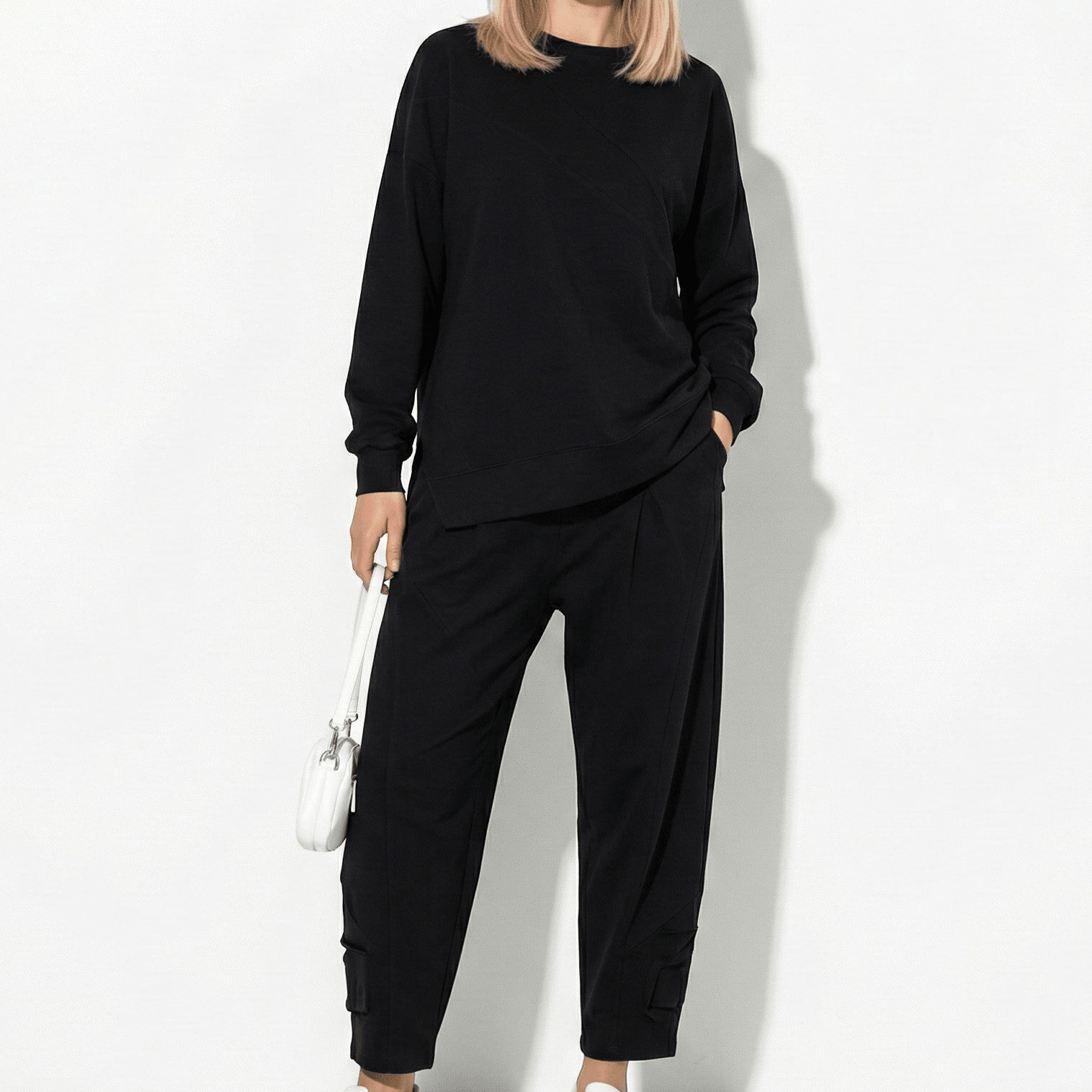 Victoria - Women's Two - Piece Set Loungewear - Sets - Black - Jones & Smith