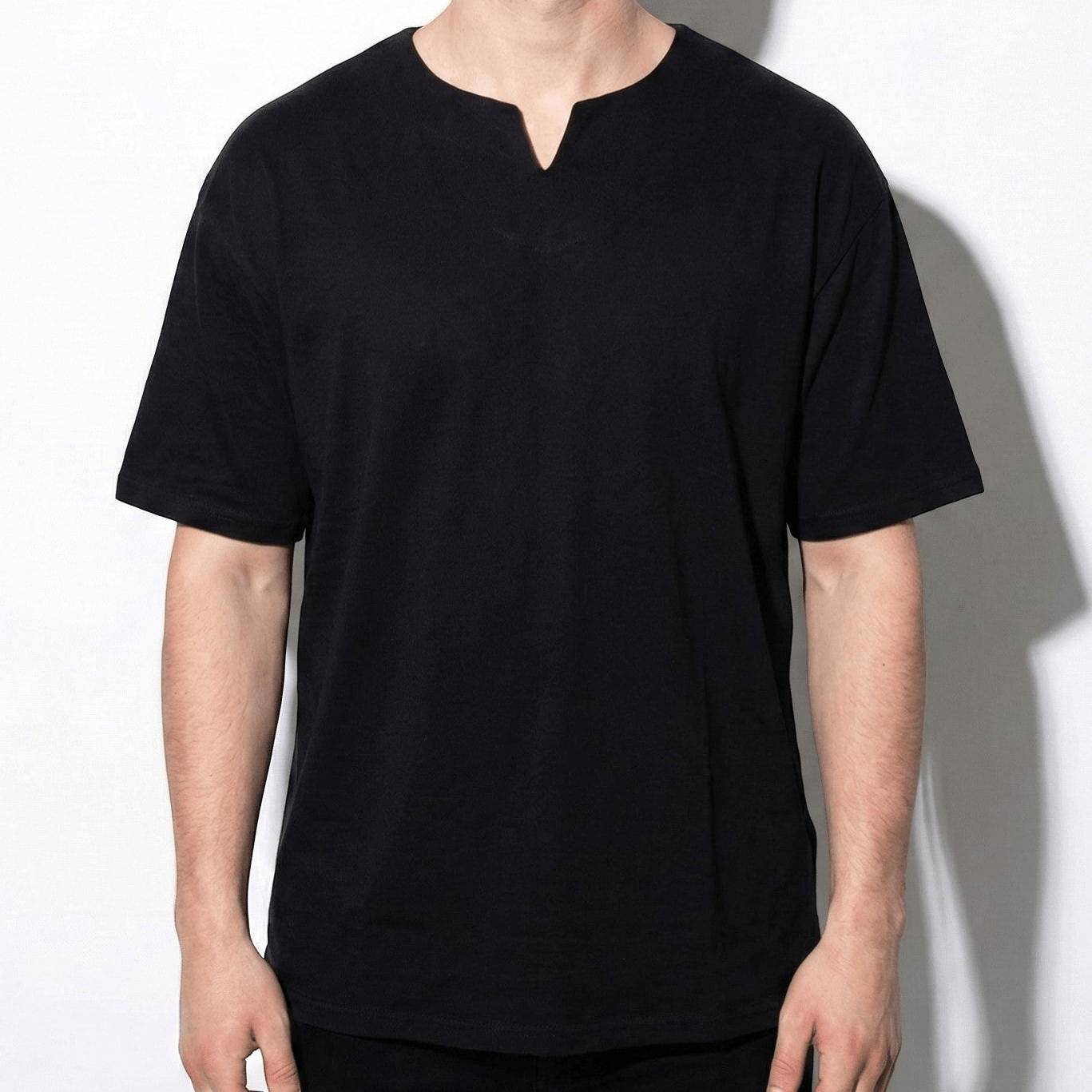 Arthur - Men's Notch Neck Short Sleeve Top - Poloshirt - Black - Jones & Smith