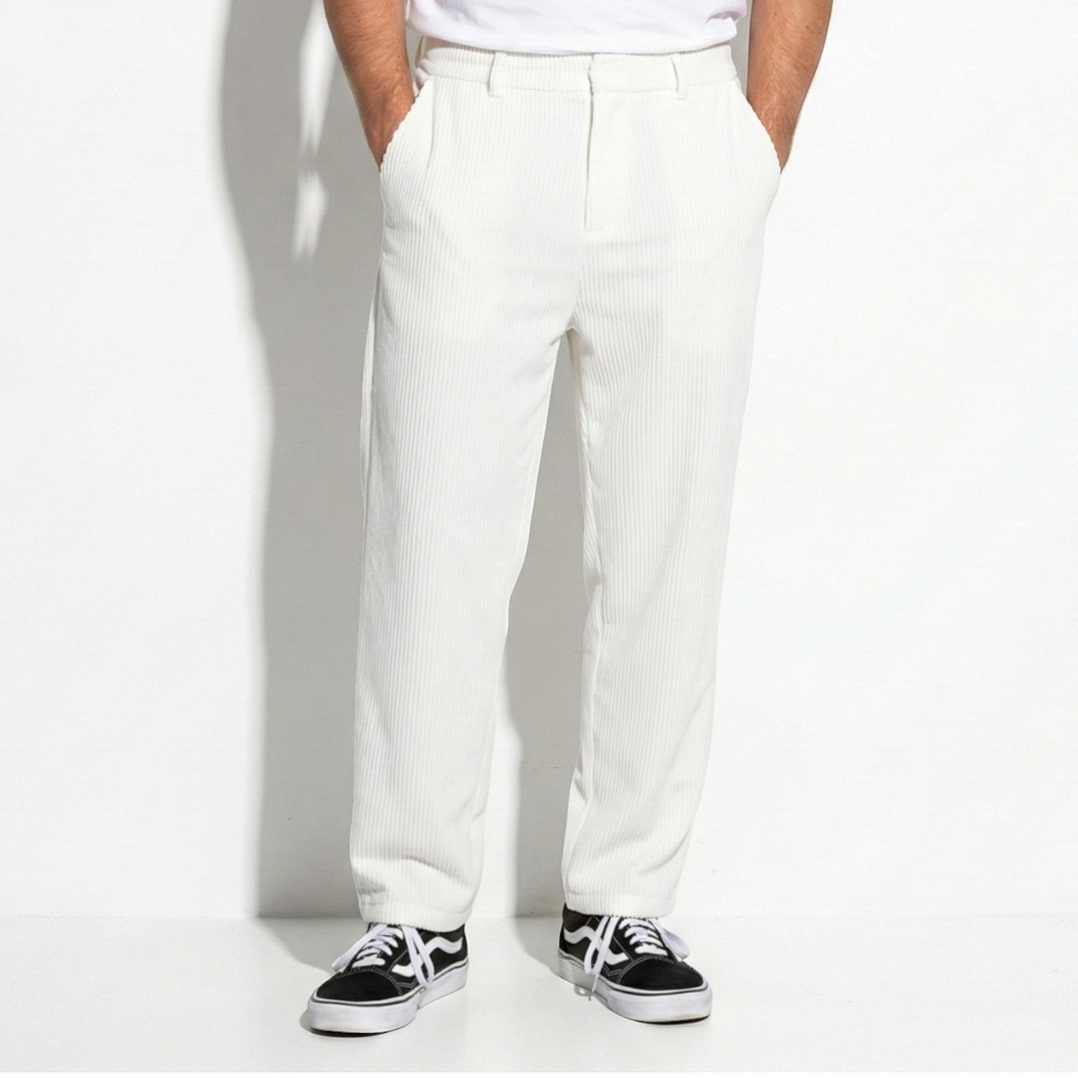 Arthur - Men's Relaxed Fit Pleated Trousers with Elastic Waist - Trouser - White - Jones & Smith
