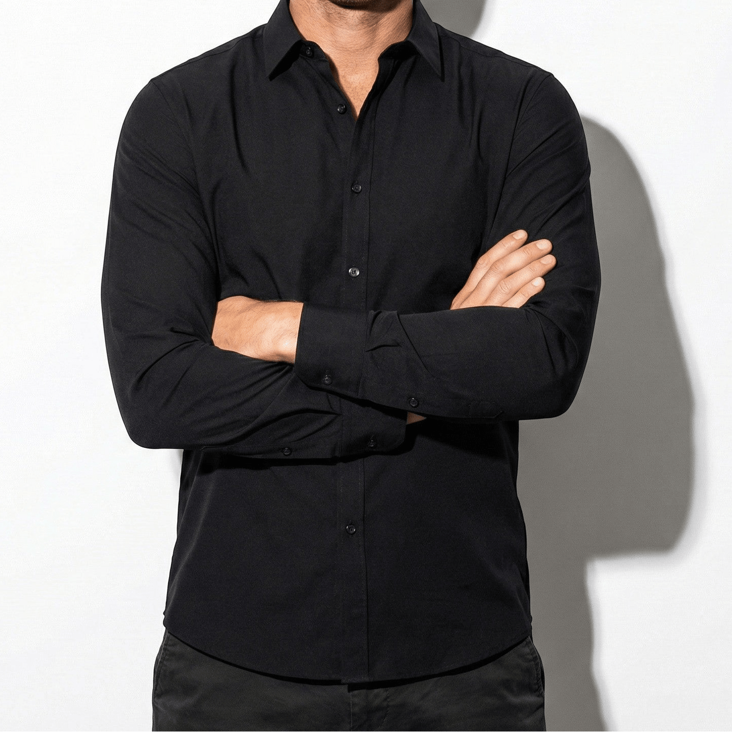 Arthur - Men's Slim Fit Shirt with Contrast Buttons - Long Sleeve Polo Shirt - Black - Jones & Smith