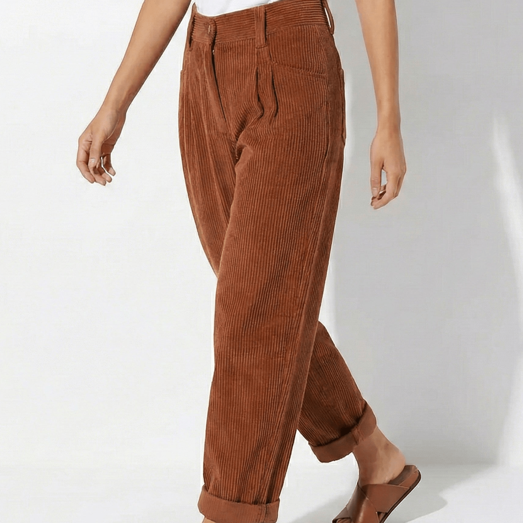 Beatrice - Women's High Waisted Corduroy Trousers - Trouser - Brown - Jones & Smith