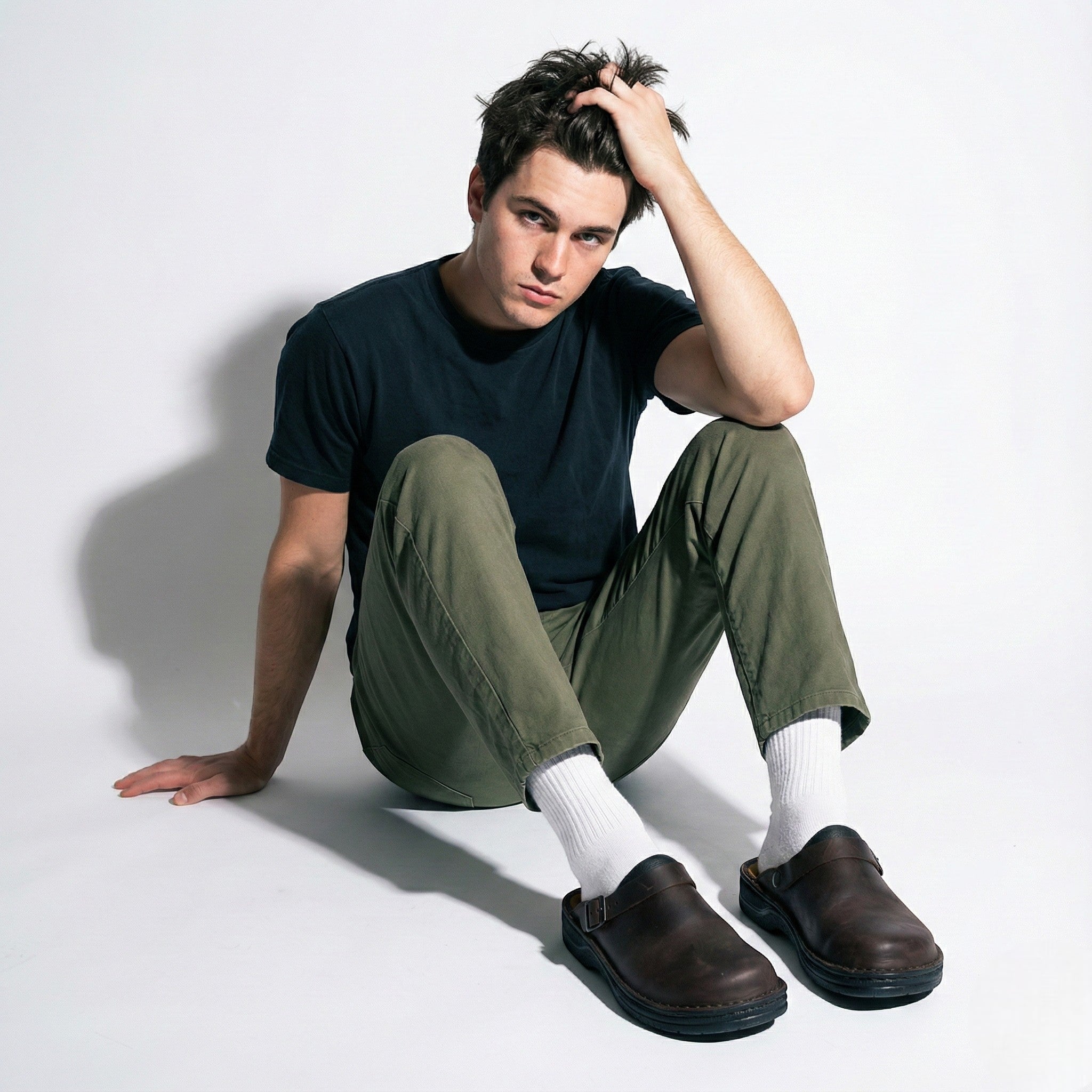 Benjamin – Elegant Orthopaedic Leather Clogs – Slip - Resistant, Padded Sole - Shoes - Black - Jones & Smith