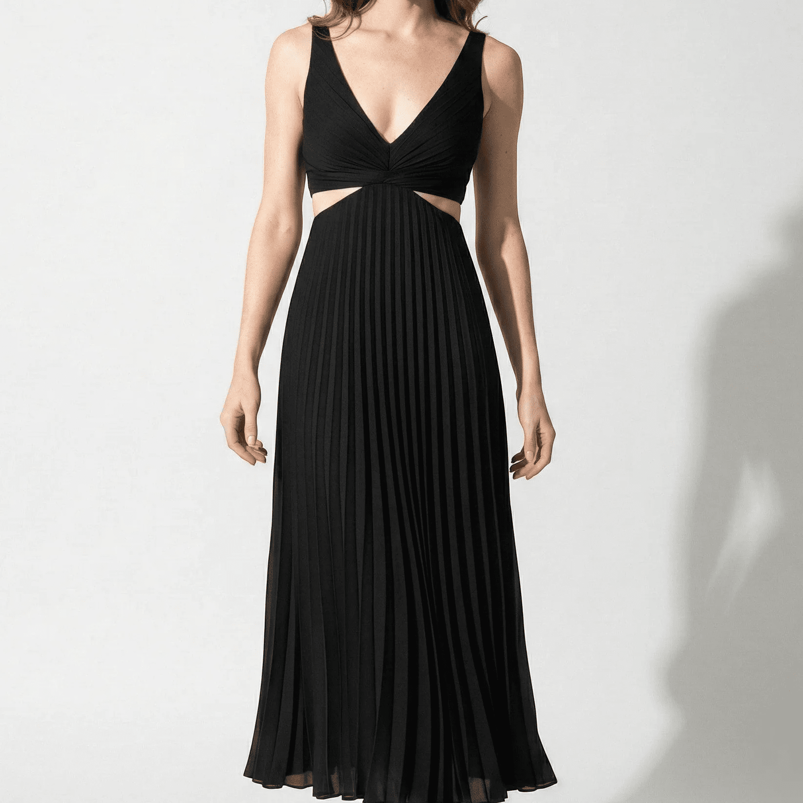 Caroline - Women's Pleated V - Neck Skirt Dress - Dress - Black - Jones & Smith