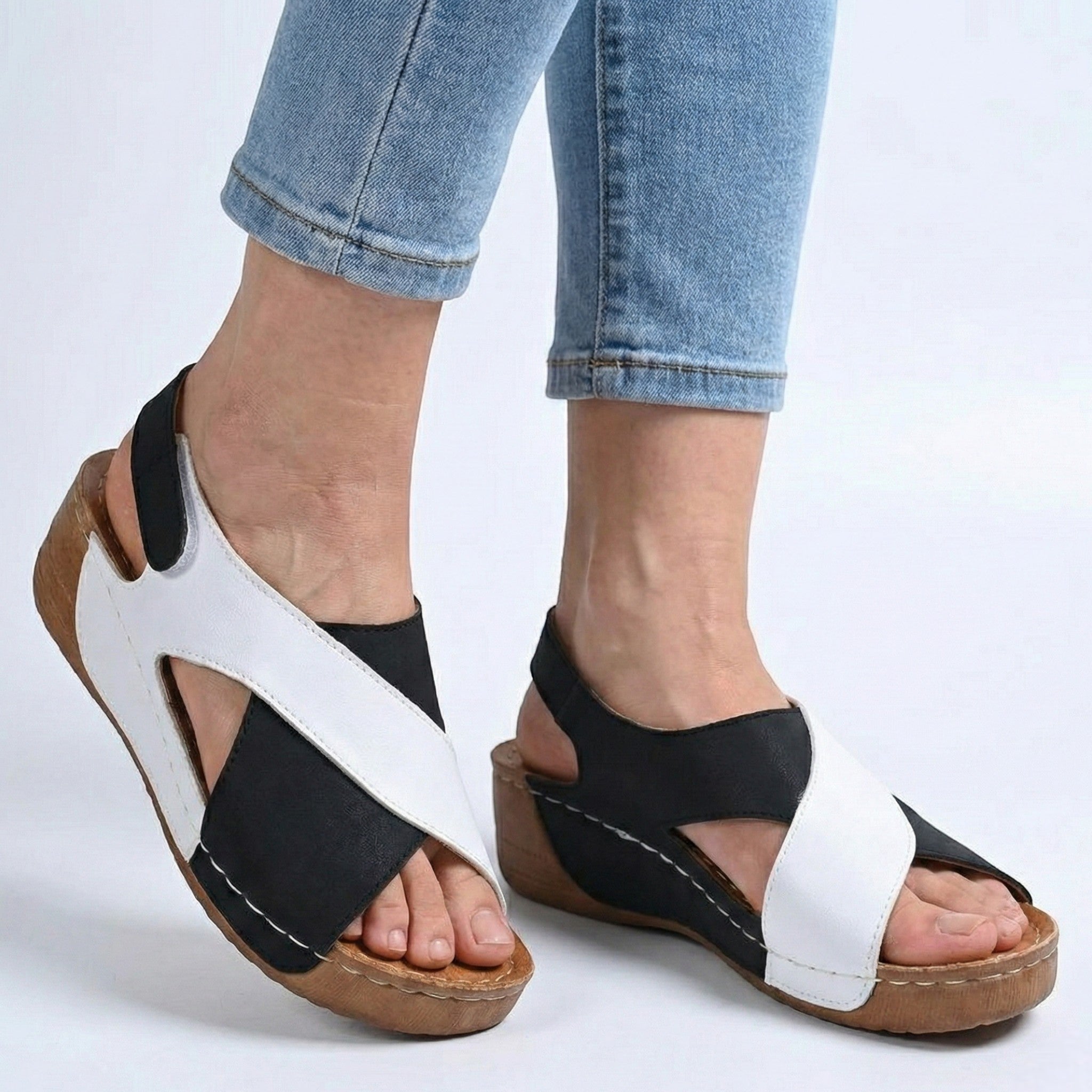 Charlotte - Women's Sandals with Arch Support and Wedge Heel - Sandals - Black - Jones & Smith
