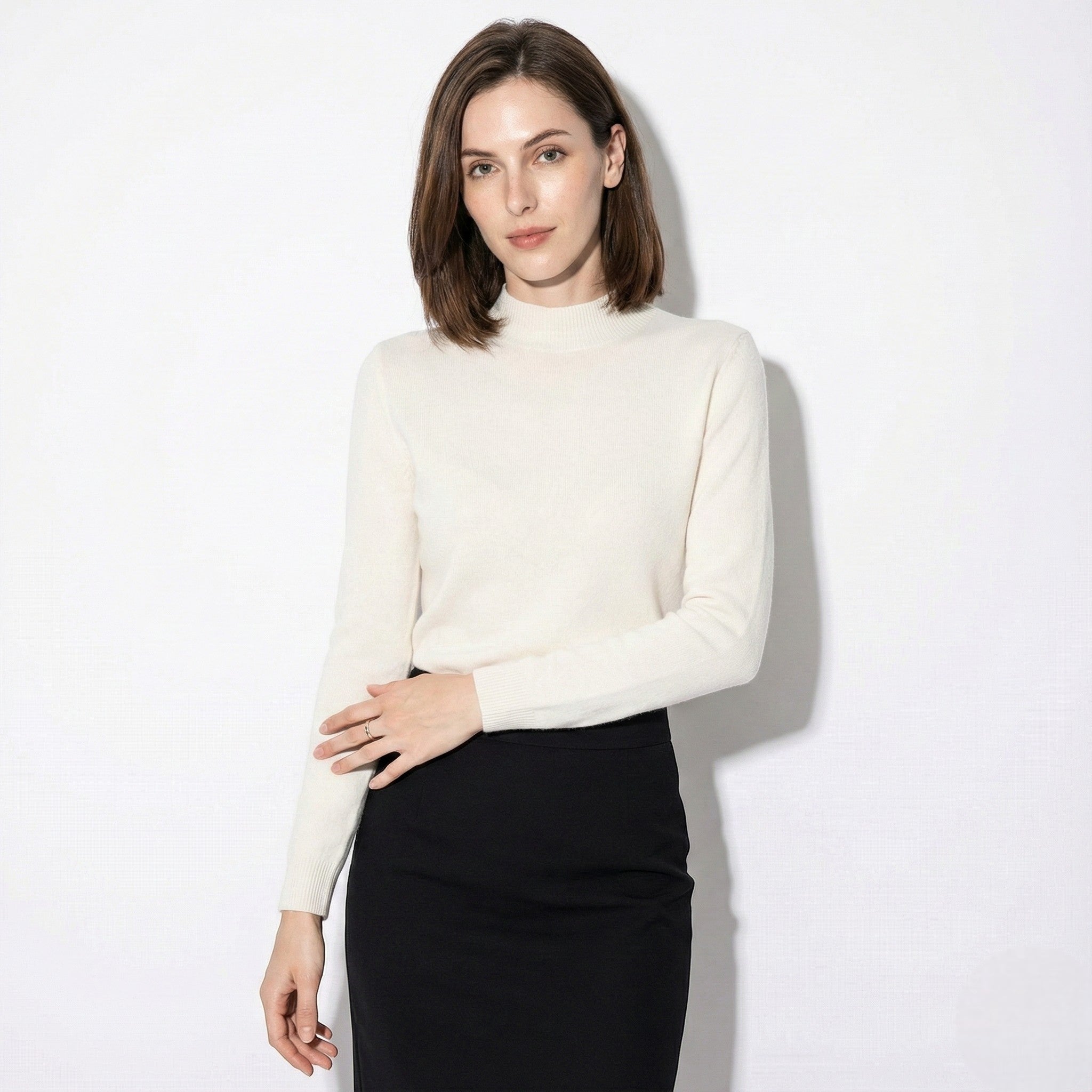 Clara – Women’s Wool Soft Knit Jumper - Sweater - White - Jones & Smith
