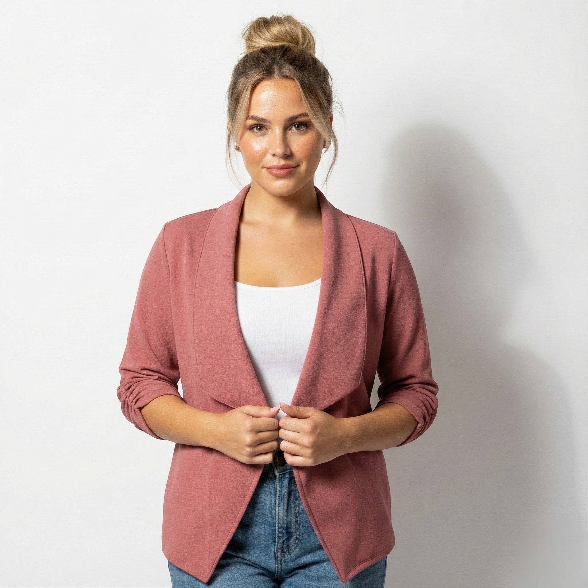Holly - Women's Modern Structured Long - Sleeve Blazer - Jackets & Blazers - Pink - Jones & Smith