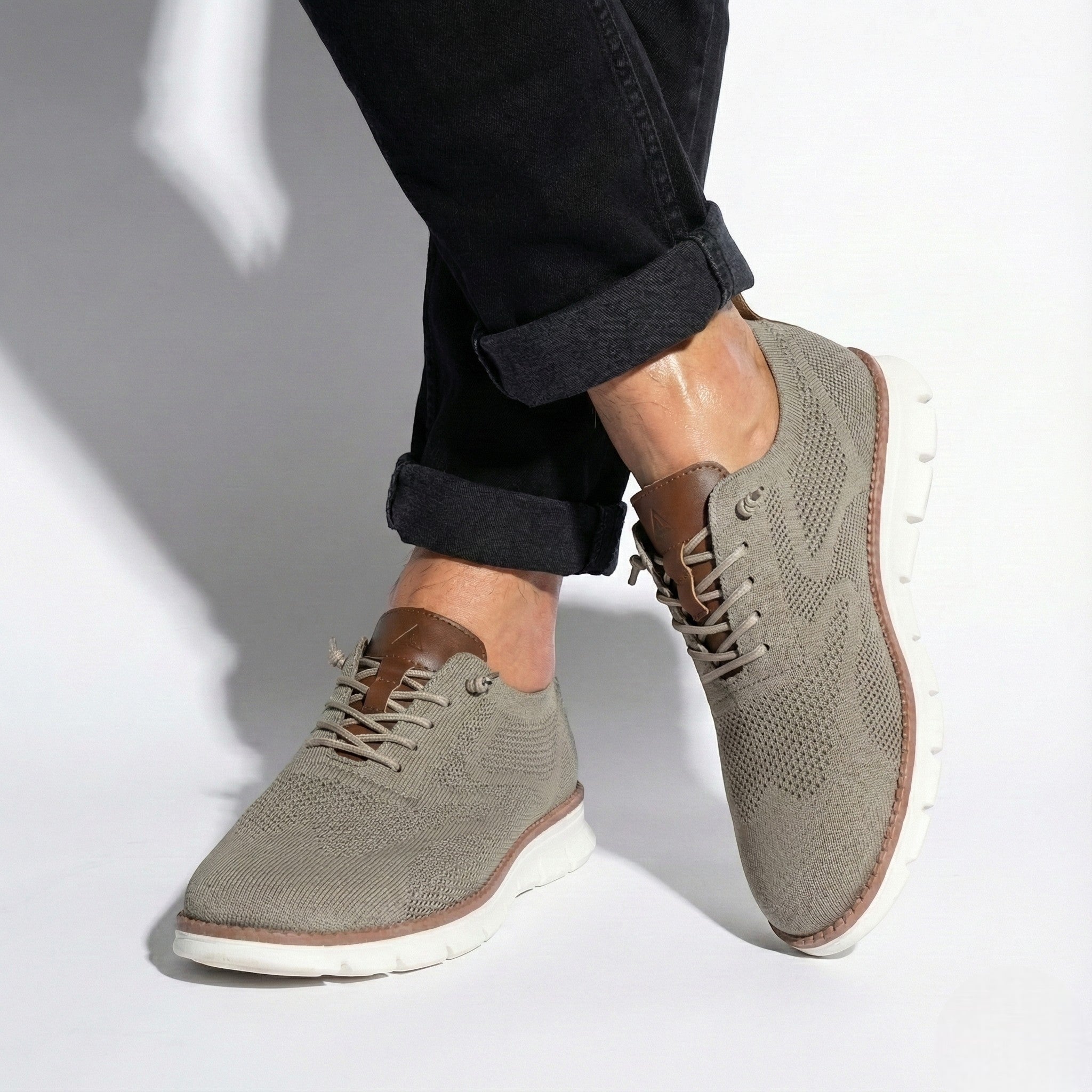 Ian – Orthopaedic Shoes – Extra Comfort & Breathable - Shoes - Light Brown - Jones & Smith