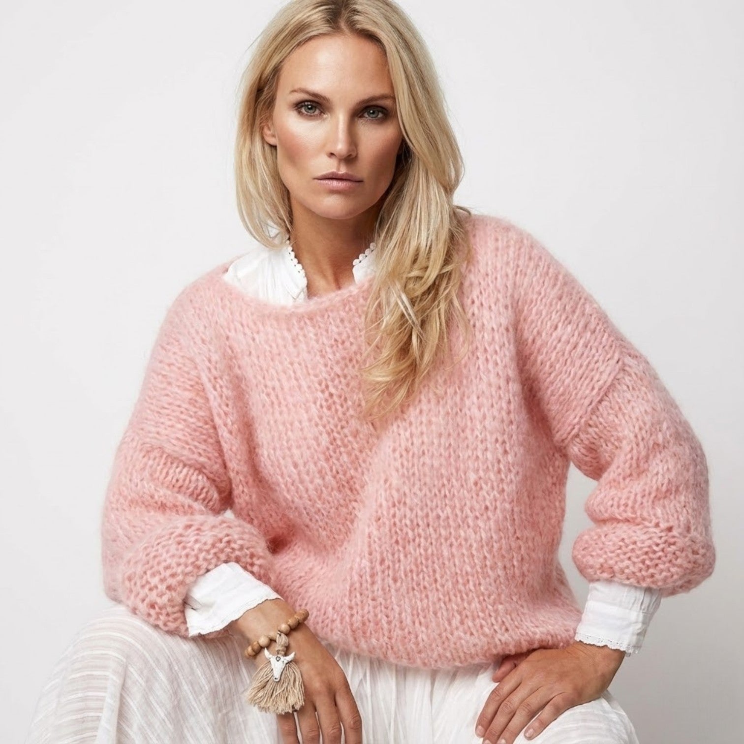 Inès – Women's Wool Chunky Knit Jumper - Sweater - Pink - Jones & Smith
