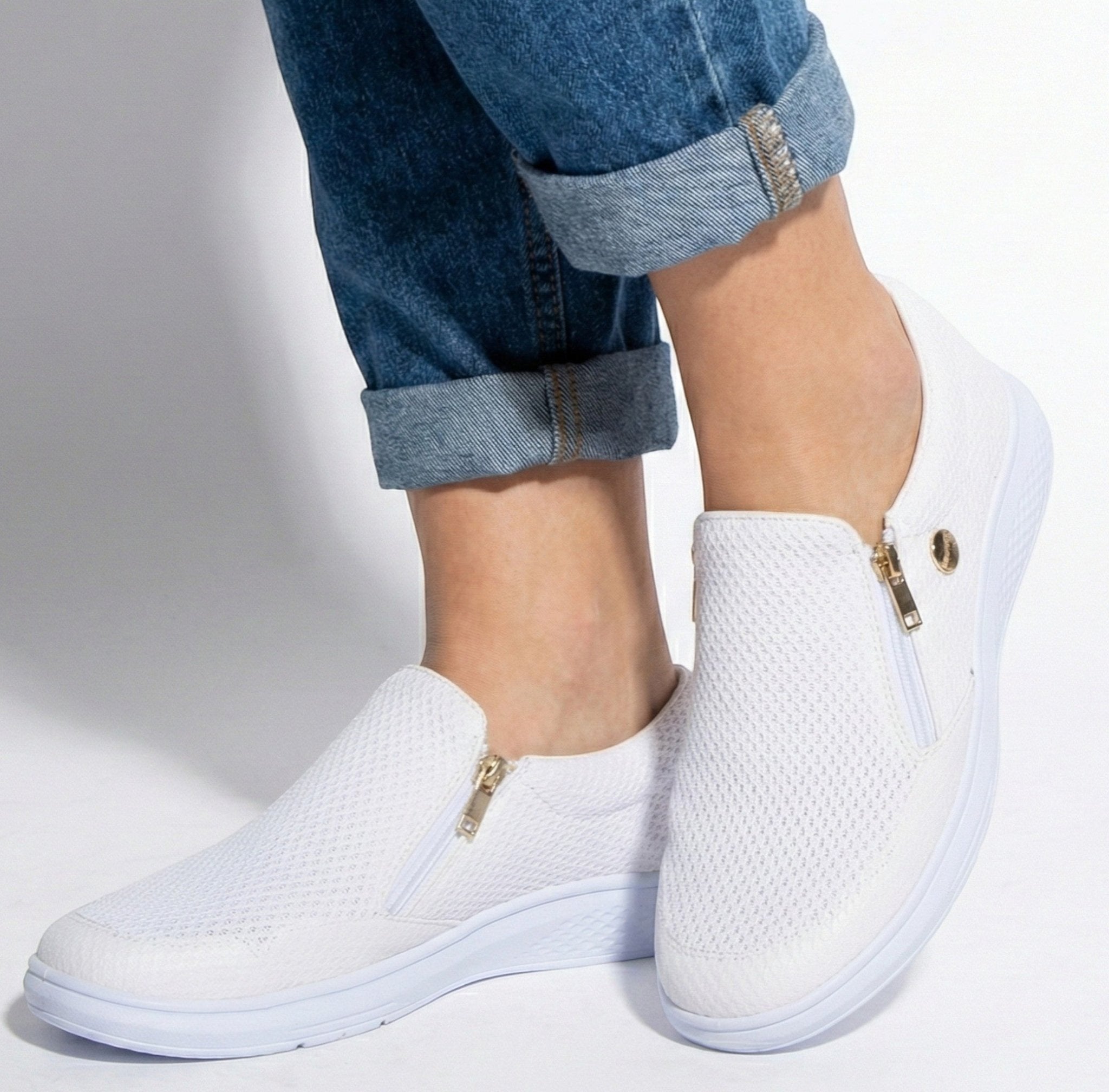 Liana - Women's Breathable Zip - Up Trainers with Textured Finish - Orthopedic shoes - White - Jones & Smith