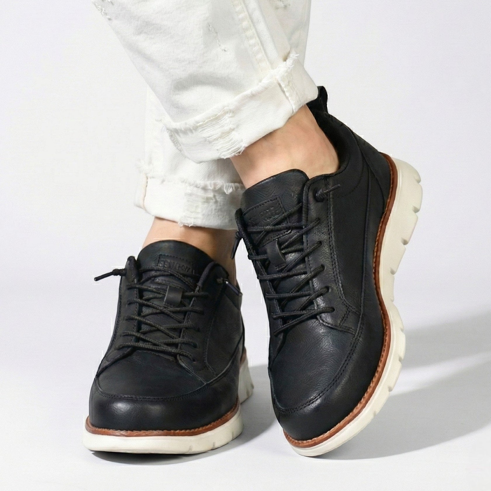 Mark - Men’s Leather Sneakers - Shoes - Black - Jones & Smith