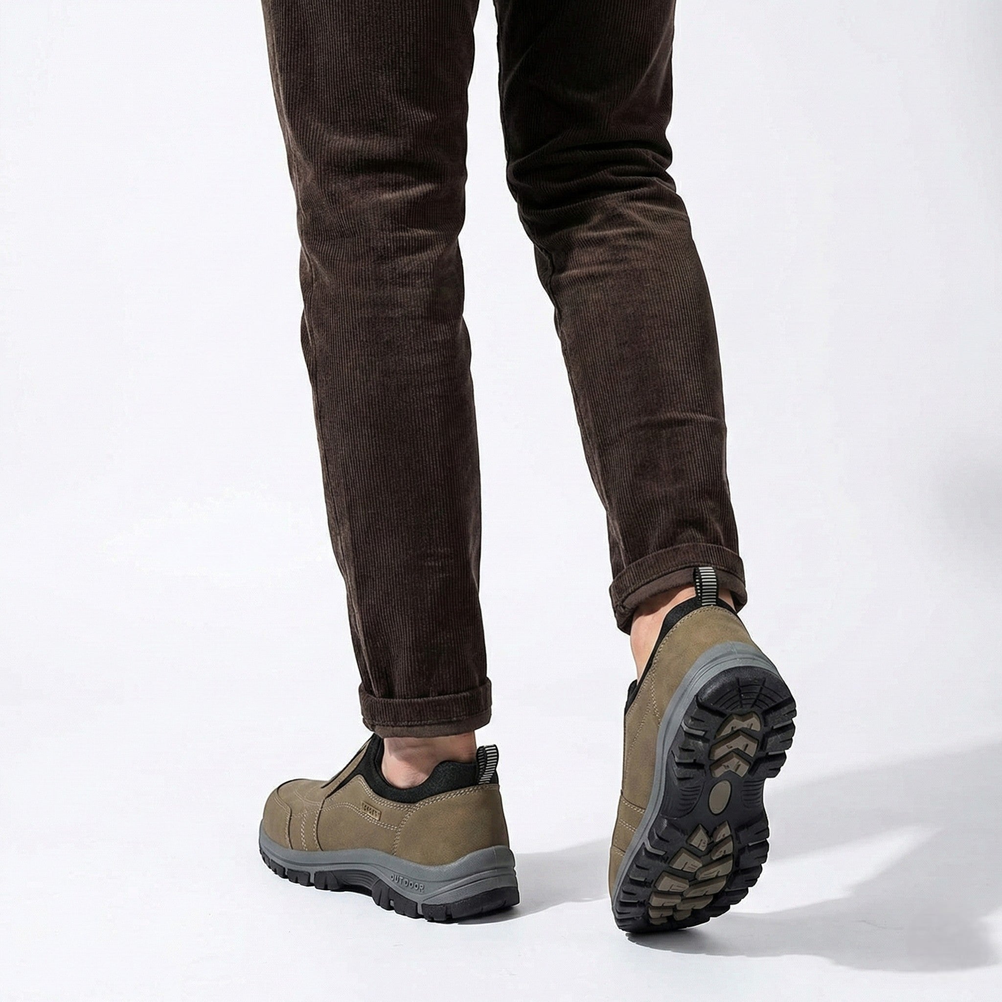 Oliver - Men's Comfortable Sneakers with Slip - Resistant Sole - Shoes - Khaki - Jones & Smith