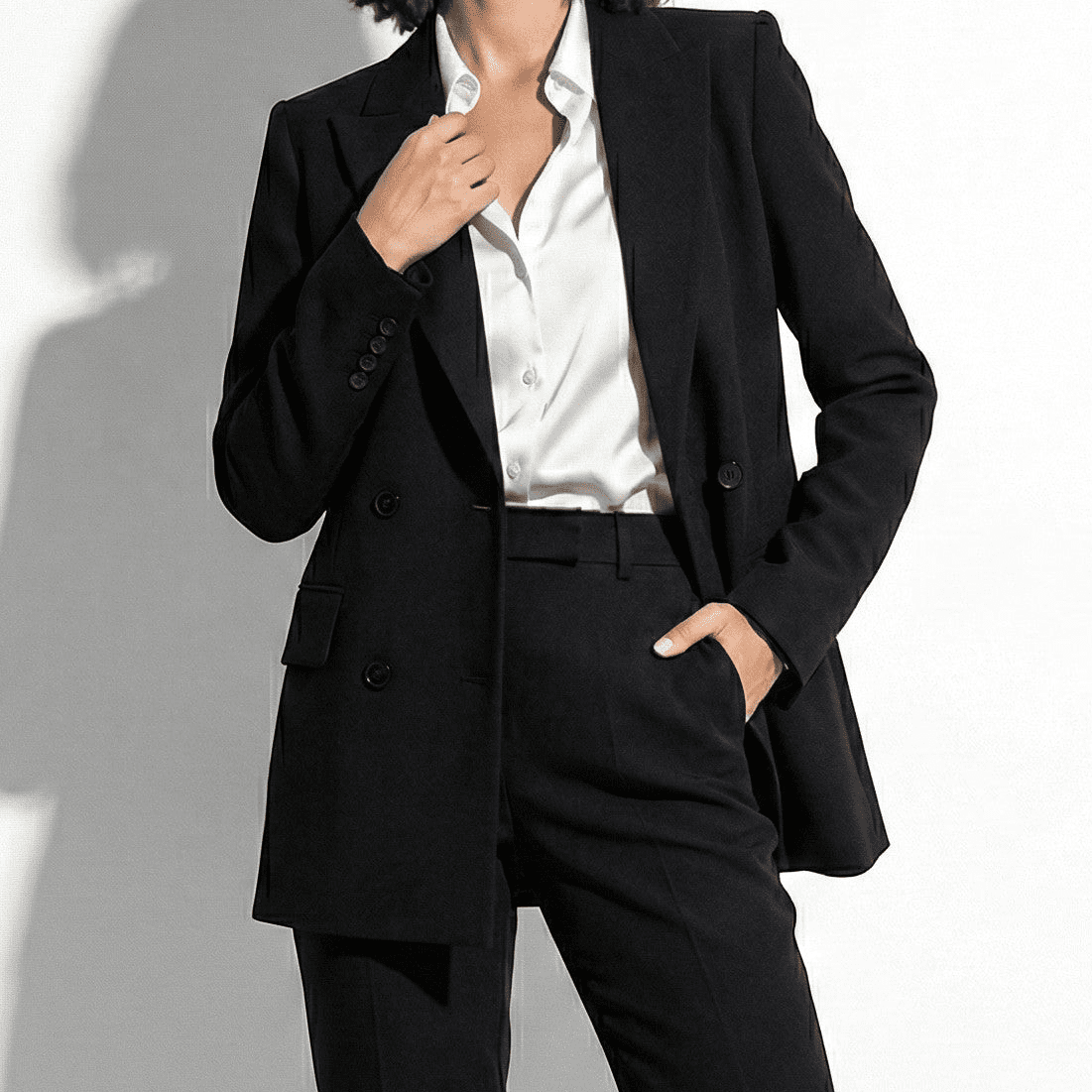 Phoebe – Women’s Tailored Blazer & Slim Trouser - Sets - Black - Jones & Smith