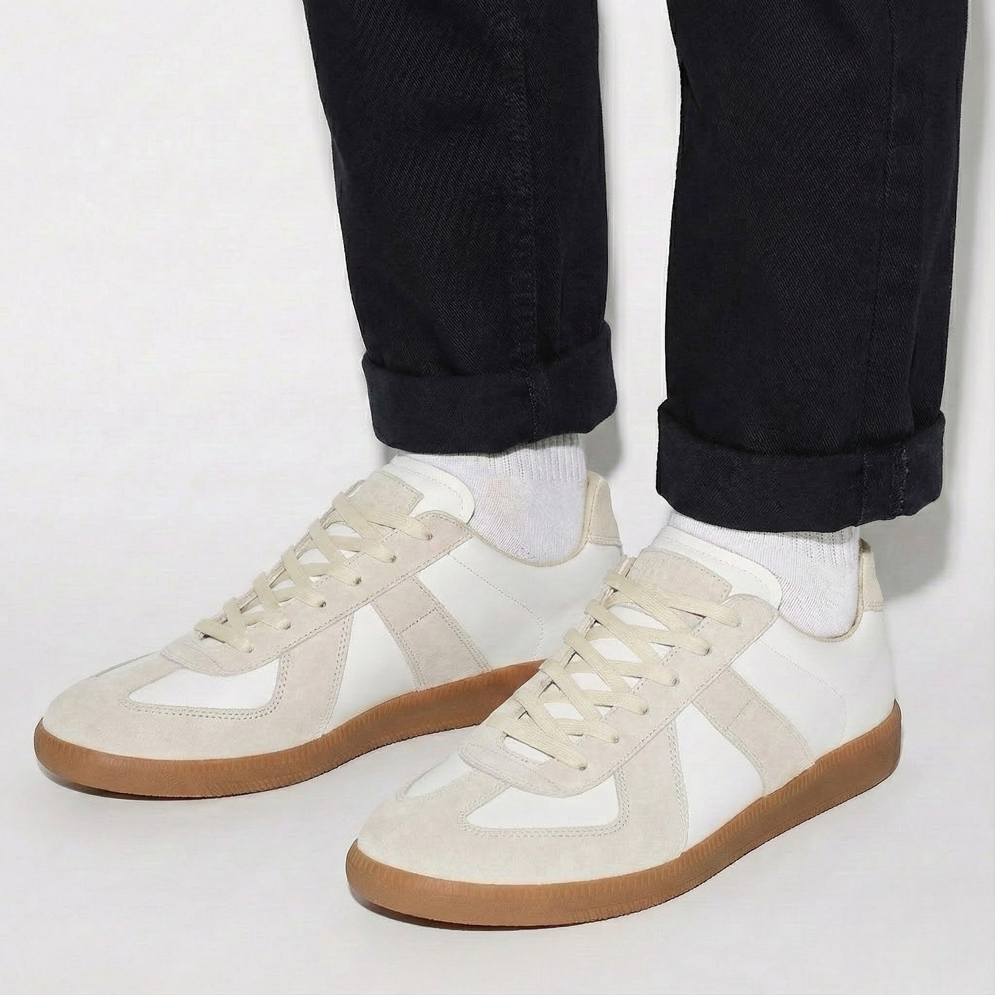 Simon – Retro Casual Shoes with Thick Soles - Sneakers - White - Jones & Smith