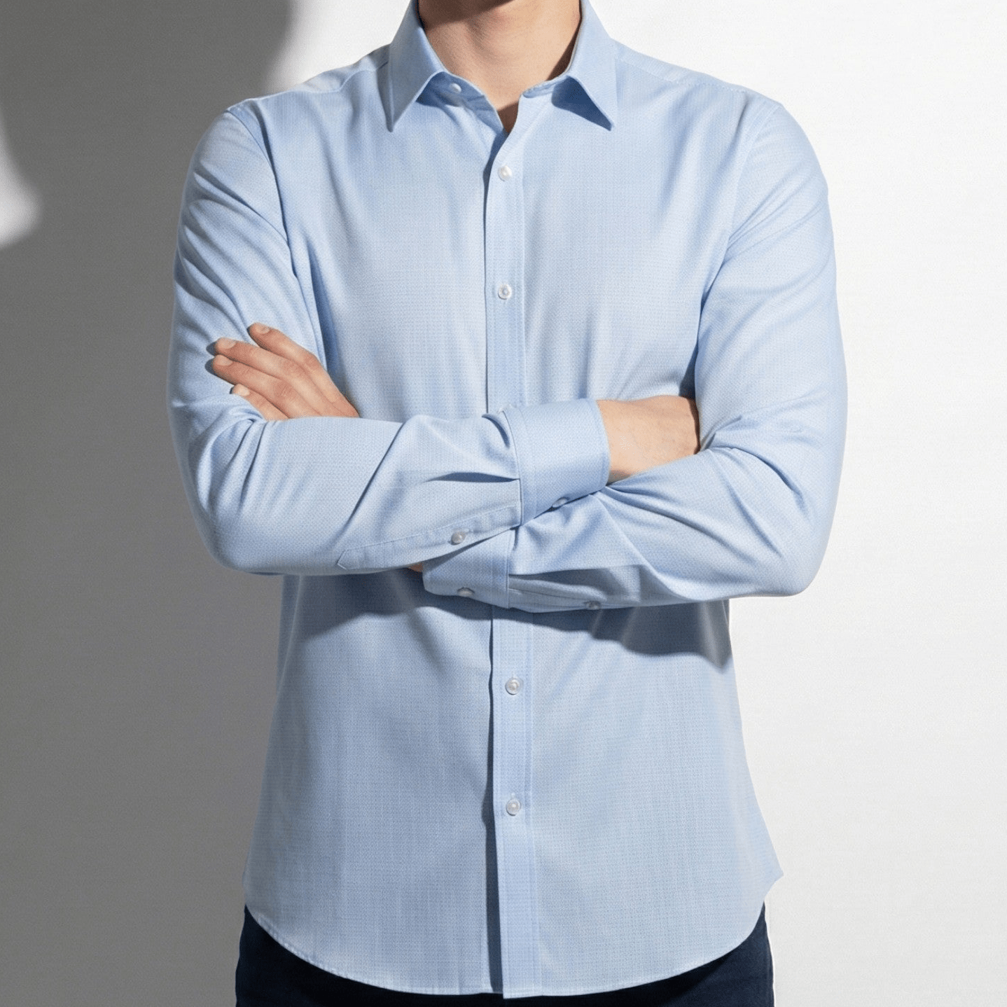 Thomas - Men's Tailored Fit and Comfortable Buttoned Shirt - Men Shirts - Light Blue - Jones & Smith